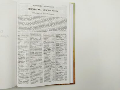 BIBLIA DE ESTUDIO DE LAS AMERICAS  -  NBLA   - PASTA DURA - Image 2