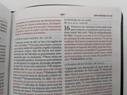 BIBLIA ULTRAFINA RV60 AZUL BORDADO - Image 7
