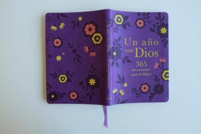 DEVOCIONAL UN AÑO CON DIOS PARA LA MUJER - Image 2
