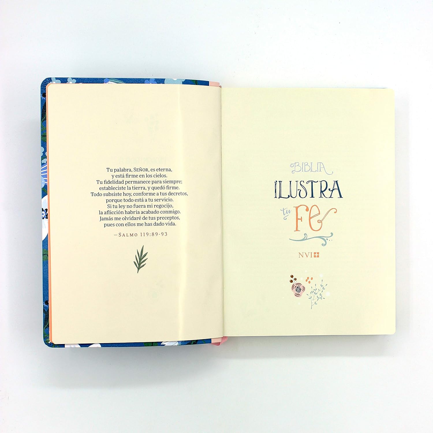 BIBLIA NVI ILUSTRA TU FE AZUL FLORAL - Image 7