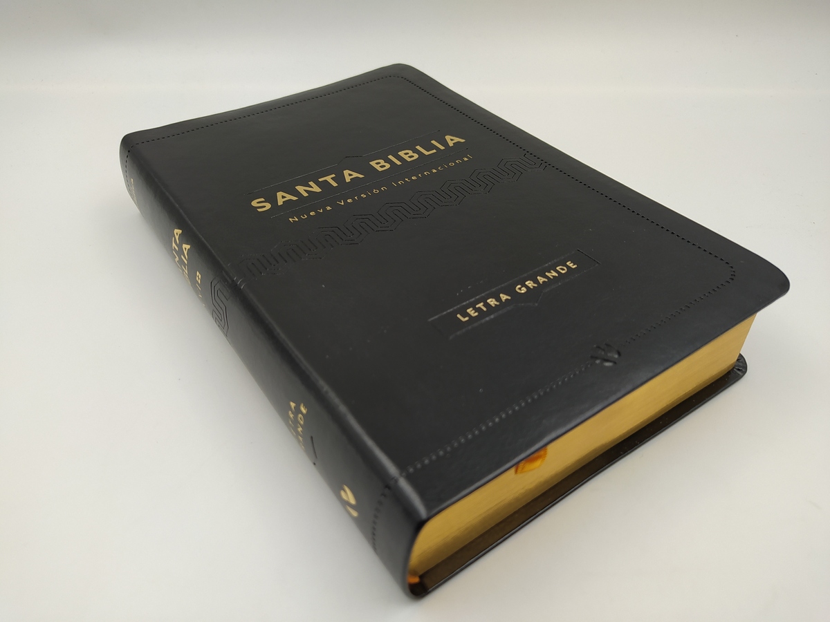 BIBLIA NVI LETRA GRANDE PASTA FLEXIBLE - Image 4