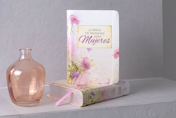 BIBLIA RV1960 DE PROMESAS FLORAL BOLSILLO - Image 9